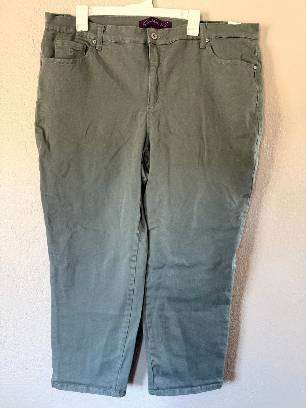 Gloria Vanderbilt The Amanda fit jeans plus size 20W in garden sage green